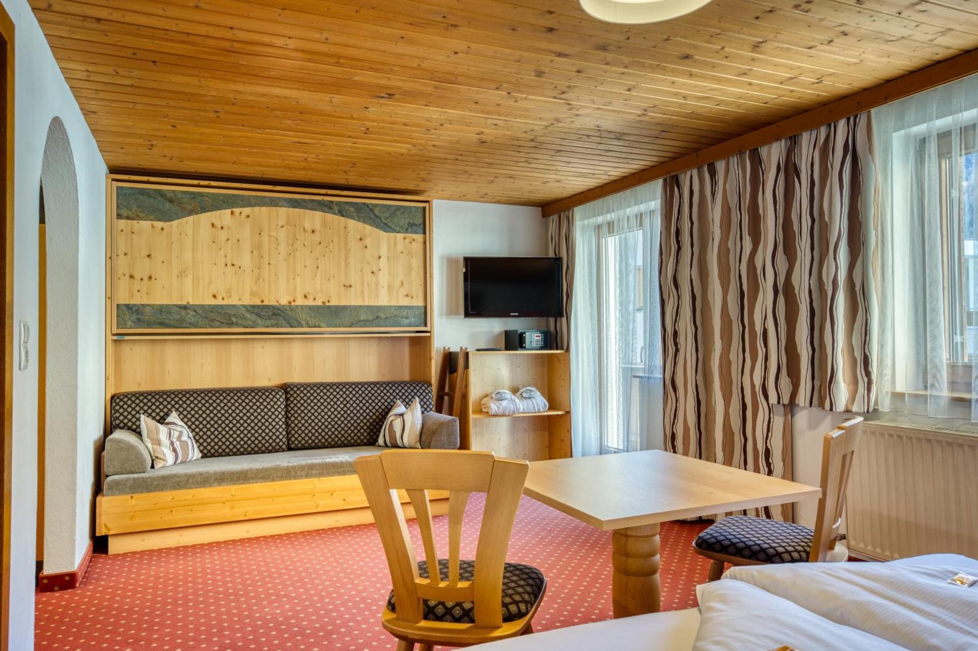 Hotel Klausnerhof Tux Buitenkant foto