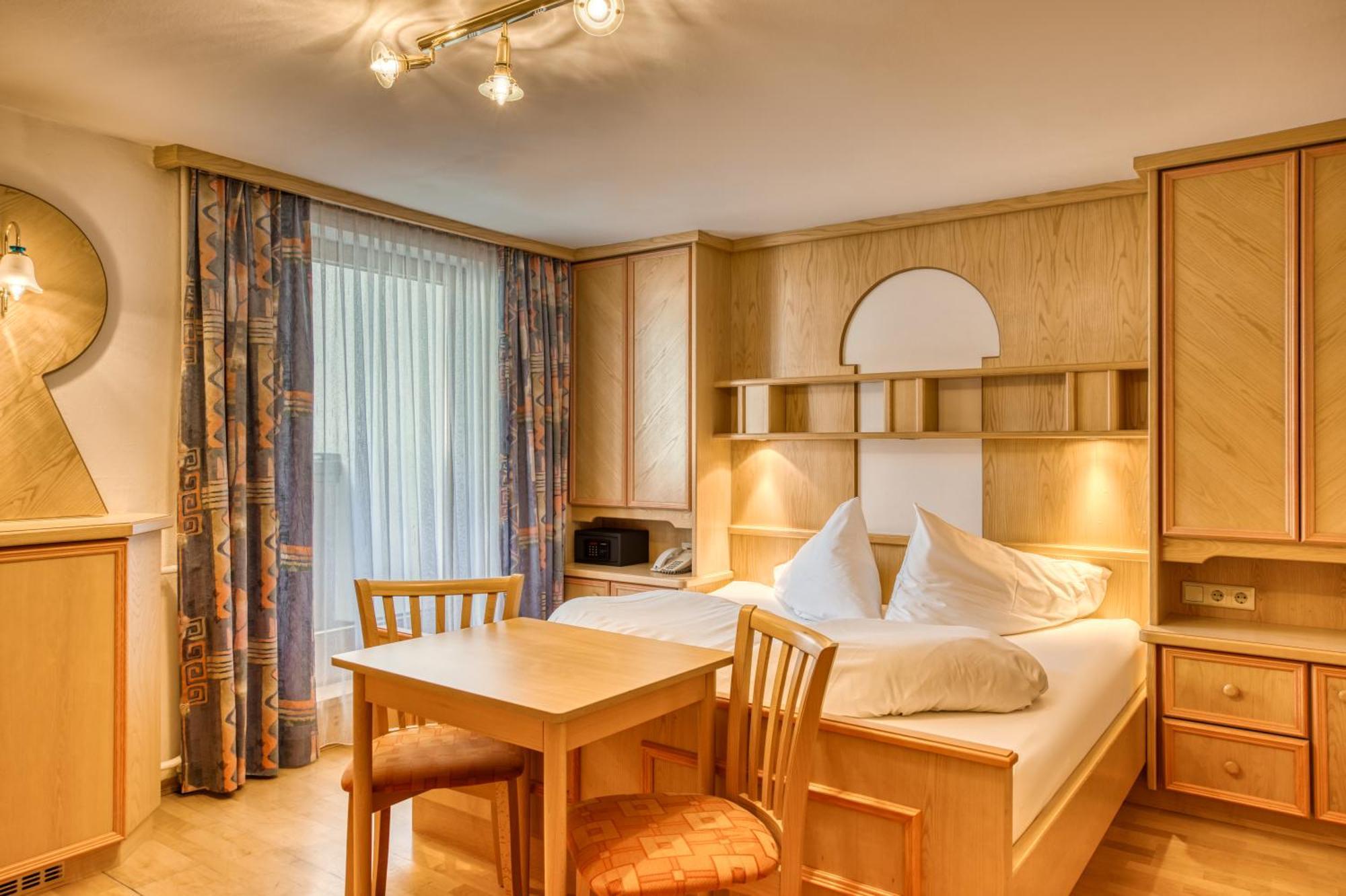 Hotel Klausnerhof Tux Kamer foto