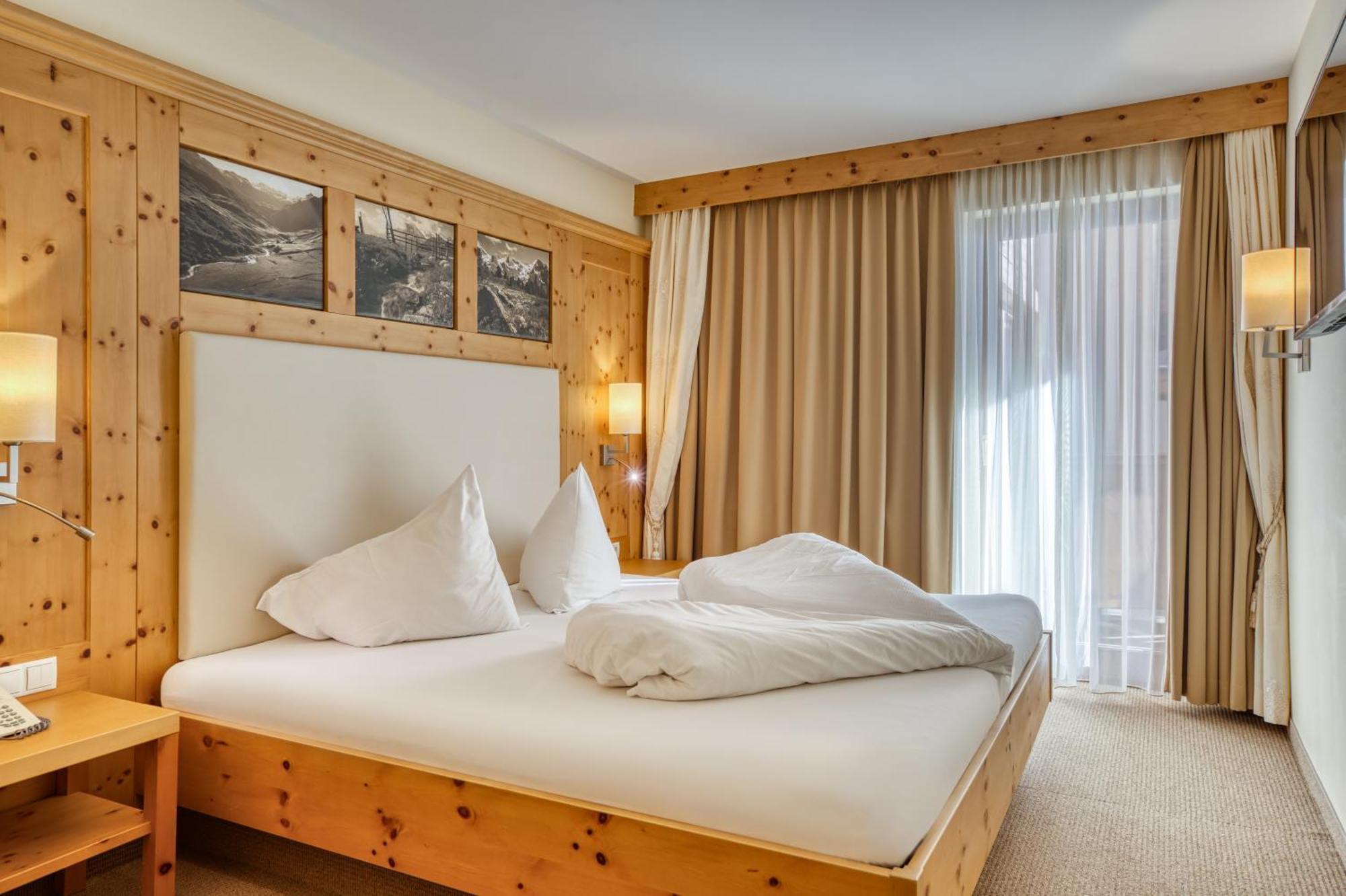 Hotel Klausnerhof Tux Buitenkant foto